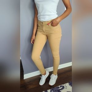 Levi's 710 Super Skinny